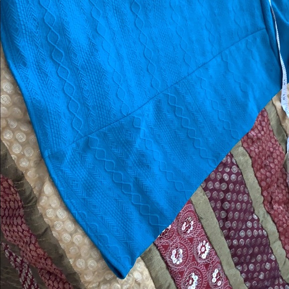 Short dress with half sleeves - Picture 2 of 7